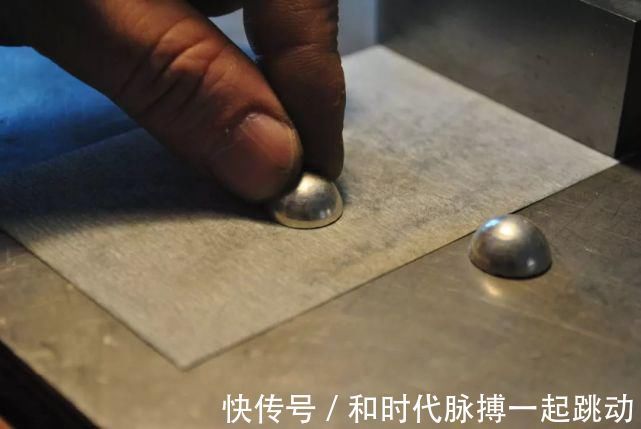 机关|这件暗藏机关的项链，又变手链的可拆搭扣