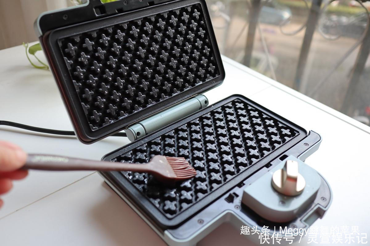 分钟|没有烤箱也能做出小甜点,3分钟出锅,酥脆香软,早餐零食吃不够