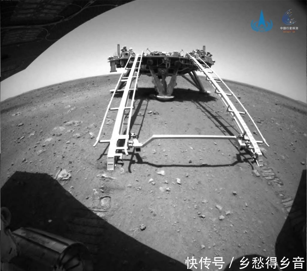 探测 中国火星车开起来了!