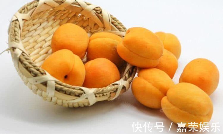 黄桃|冬季来了，多吃以下三种食物，补充营养，滋补身体，早吃早好