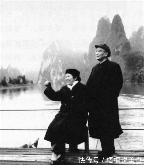 黎明健#1978年郭沫若离世,妻子清点遗物意外发现一张旧照,不久便自缢了