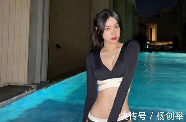 世界杯预选赛|国足名宿范志毅女儿大秀泳装:大长腿遗传父亲,与土豪男友很甜蜜