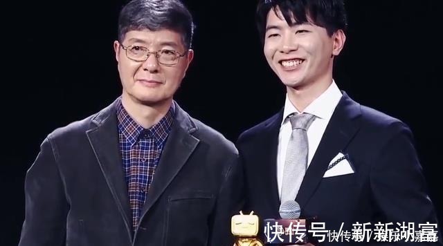 m同样都是从动漫解说转为真人出镜,为何lex被骂,泛式疯狂吸粉