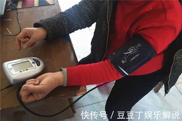 错误|血压总是量不准医生列出测量血压时容易犯的错误，你是否中招了