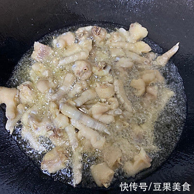 甜椒|常吃仔姜鸡脚的人一年也不跑一趟医院