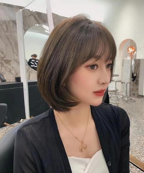 头发|女发别乱剪,这才是当下最火发型17款,修饰头型还洋气