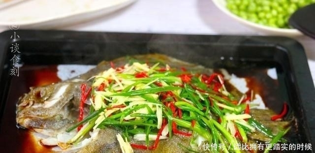 做清蒸鱼,需记住“2不放”,有的人不懂,难怪肉质紧实不滑嫩