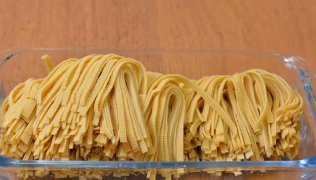 这款面食太香了,我家一周做四次,鲜香酥脆营养,孩子一顿吃六个