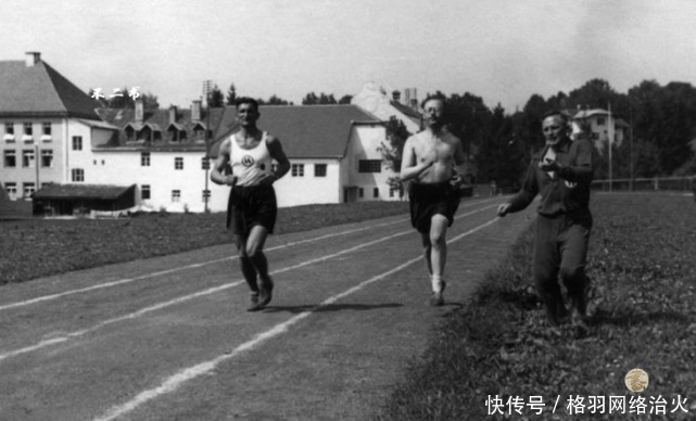 帝国|最新曝光的党卫军头子希姆莱私人相册:参加运动会时如众星捧月