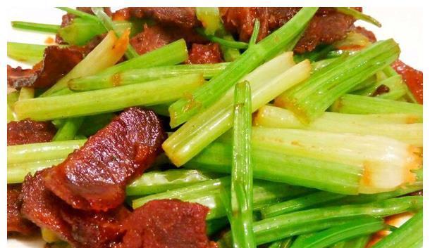 皮肤|秋季干燥孩子皮肤要保养,多吃美容菜,美容养颜,皮肤水嫩