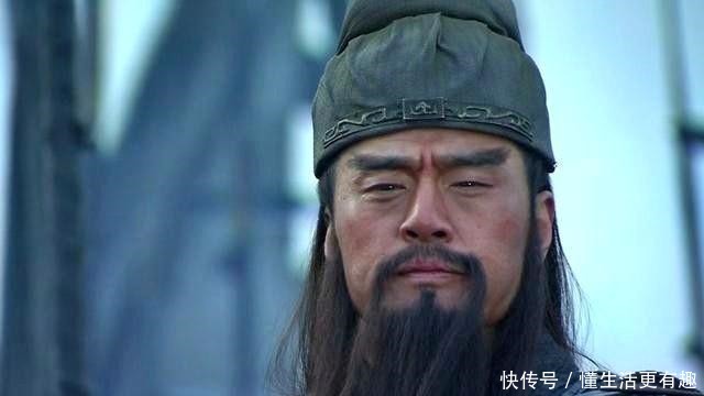 挡住|吕布是三国演义第一猛将,除了张飞,能挡住他百余合的只有这四位