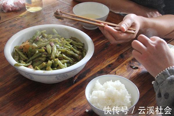甲状腺激素|甲状腺出现结节,可能与三个原因相关,不想结节变大,要远离两物