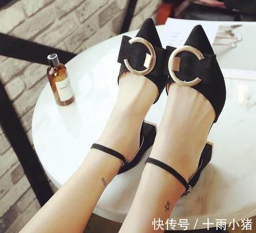 女性|这双高跟凉鞋性感迷人，彰显女性独特魅力