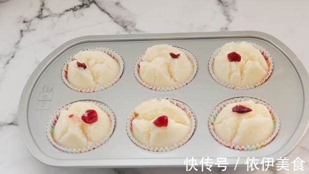米糕|老少皆宜不上火的小零食，甜糯奶香米糕，不用烤箱做法简单易上手