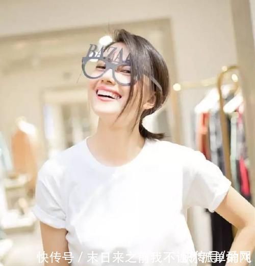 锁骨发 这发型有毒!今年超流行锁骨发,一夜间女明星们全开始这样扎