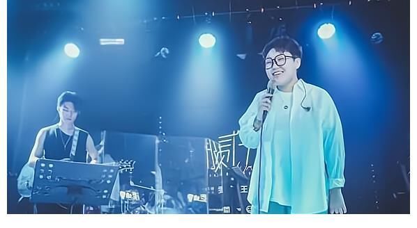 口口聲聲說王靖雯很素，李榮浩，請(qǐng)你別侮辱觀眾智商