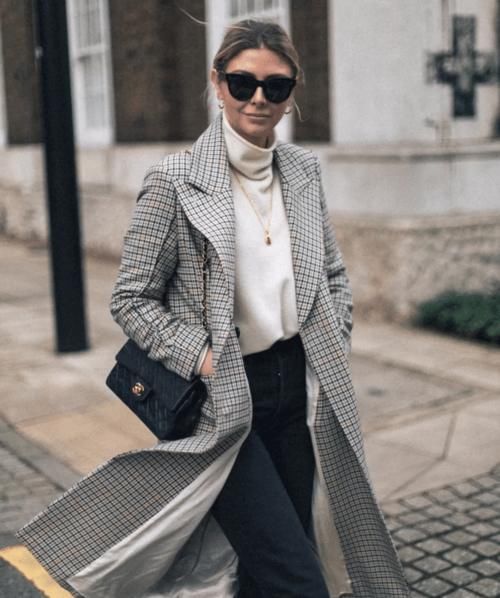 最近火了一种颜色，叫“奶枣色”，显白提气色，很适合黑黄皮