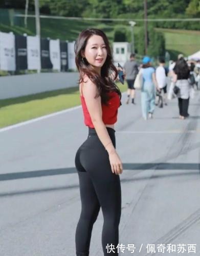 身材|“葫芦型”身材的美女,宽胯恰好反衬了蜂腰细腿!