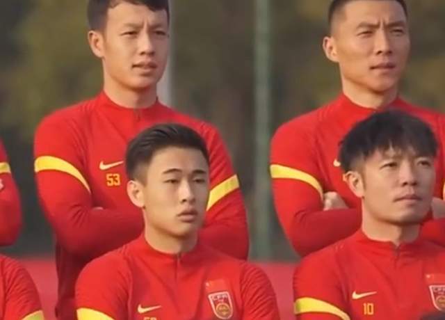 联赛|鼓励!国足又1名国脚希望留洋:想从欧洲第2级别联赛打起!