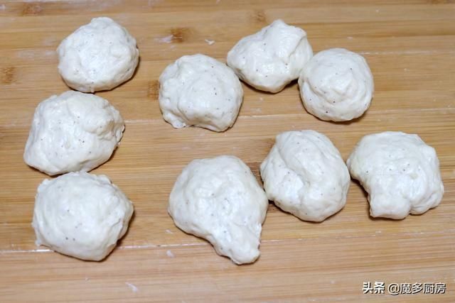 想吃面包不用买,自制低糖无油小面包,1袋面粉1杯豆浆1个鸡蛋