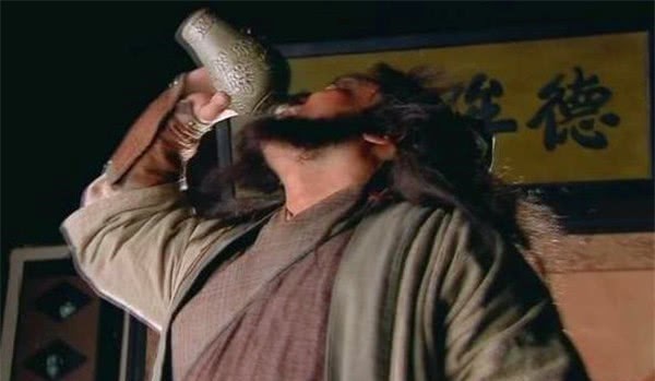  结尾处|《水浒传》结尾处，为何宋江非要毒死黑旋风李逵？原因没那么简单