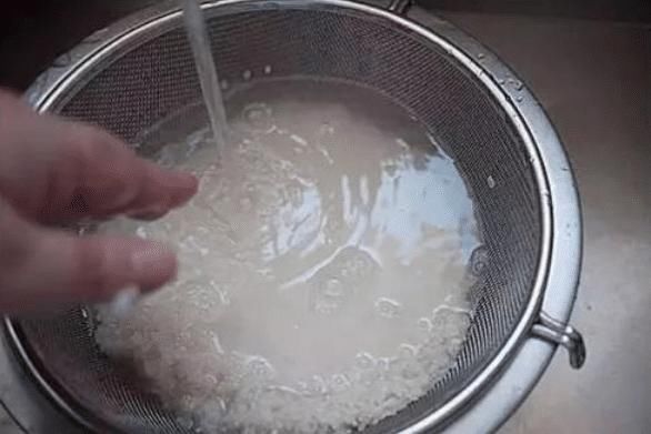 蒸米饭，淘米后不要直接加水！牢记这6点，米饭松软清甜，喷喷香
