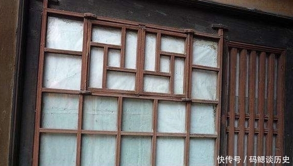 古代用纸糊窗户,难道不怕风吹雨淋吗?看完之后不得不佩服古人的智慧啊!