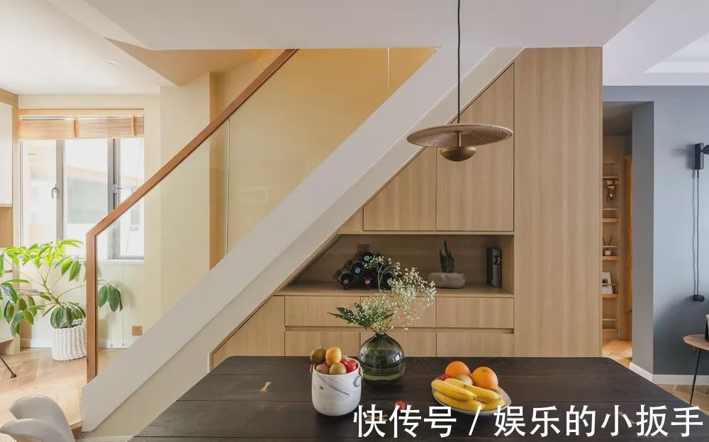 大理石|楼梯间堆杂物!是房价不够高?