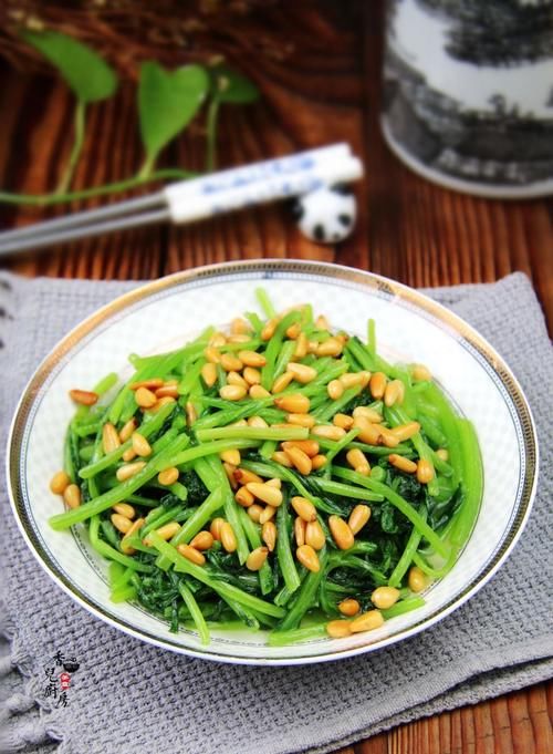 春天，常给家人吃这道菜，养肝护肝，排毒通便，全家身体棒！