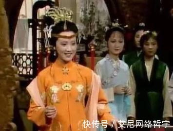 贾府|红楼梦 看她如何巧妙感情投资, 瞬间提升自己的人脉指数