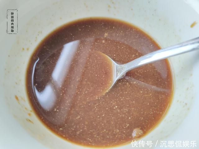 核桃油|吃了半辈子鸡蛋,第一回见这种做法,当菜又当饭,干香入味又好吃