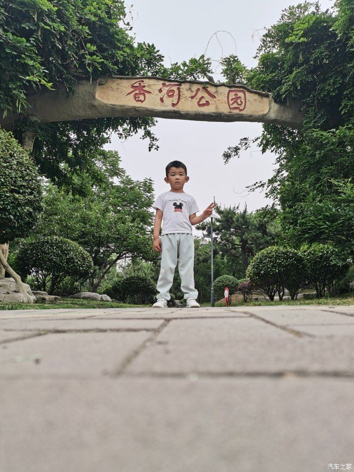 小伊|夏日消暑香河公园，与小伊一起记录美好瞬间（申精）