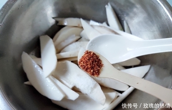 槟榔芋|很多人不知道，它是碱性食物，补血还补气，人到中年要多吃！