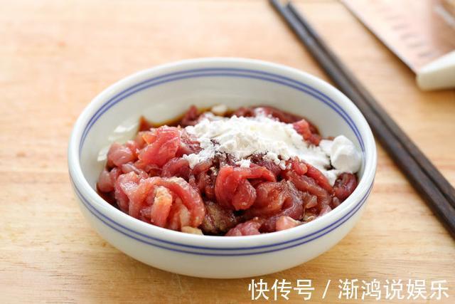 解馋|极简版炒面，杂蔬肉丝乌冬面，开胃解馋不油腻