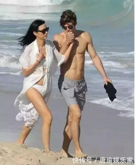 邓文迪$与默多克交往细节曝光!邓文迪的人生,到底值不值得羡慕