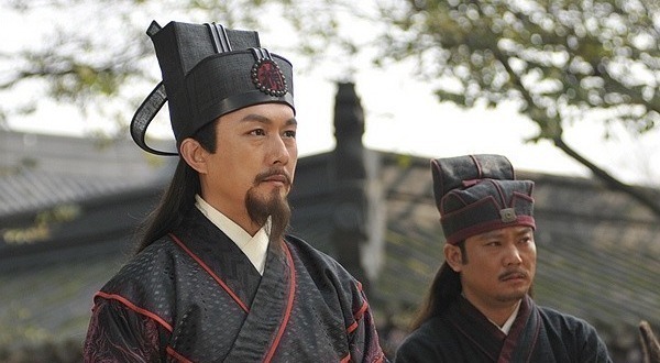 吴用@如果不招安，吴用会劝宋江杀掉三个人：平众怒、除隐患、报私仇