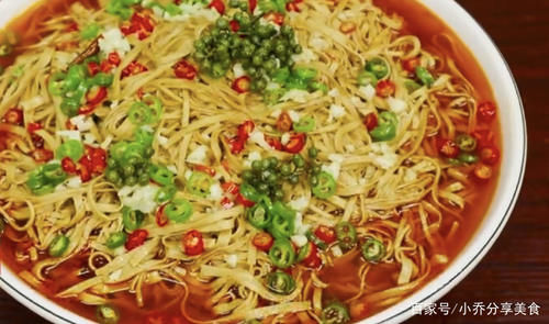 美食推荐：“水煮千张”，麻辣鲜香美味健康