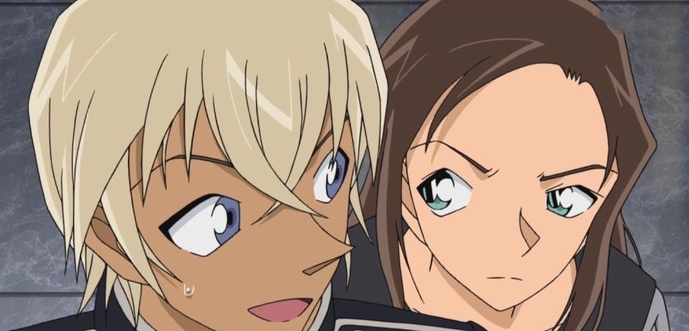 黑衣组织|柯南:安室透身世隐秘,但有细节能看出,亲爹应该不简单