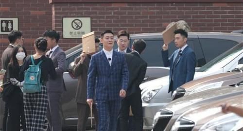 郭德綱|《德云斗笑社》第二季官宣，8月20號播出，一周播出兩期實屬首次