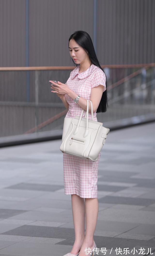 元素 粉色格纹连衣裙,穿出浓浓的复古风,做一个优雅的知性小女人