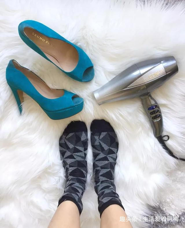 帆布鞋 新买的鞋子不合脚怎么办鞋子太小,一个塑料袋,就能变合脚