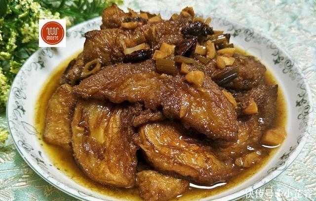 亲爱的|在家做茄子,我教你一招,不仅不吸油,味道比红烧肉还香!