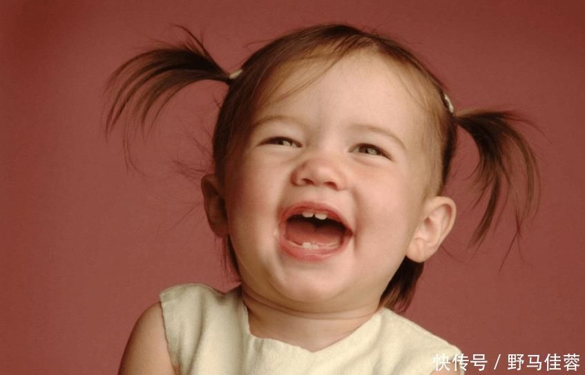 维生素d|婴幼儿什么时候长牙？这5个“信号”告诉妈妈：我长牙了