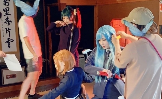 咒语回战|T社又来恶搞动漫真人电影:鬼灭四部曲后,轮到《咒术回战》