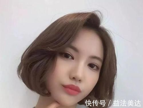 短发|再不换发型就要过年了,这款“齐脸”发型超火的,让你美不胜收