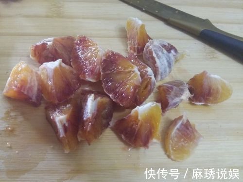 香蕉|有4种水果家长要多买给宝宝吃,能缓解眼睛疲劳,还能增强免疫力