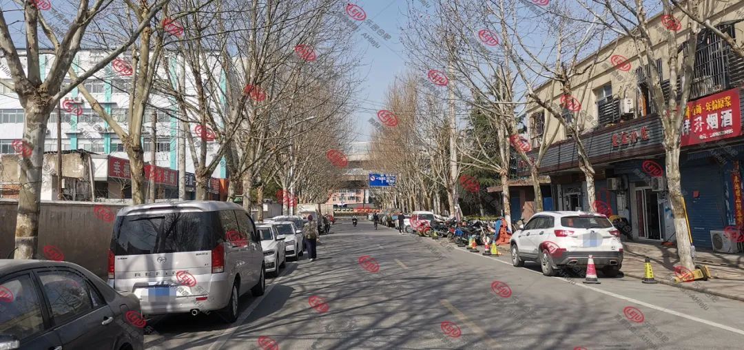 购房者|实探瑶海东部新中心,某房企领导现场看地,又要拿?