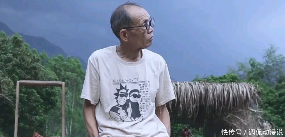 节奏|B站大爷木雕获百万粉丝,无数赞美的同时,却被带节奏质疑团队包装