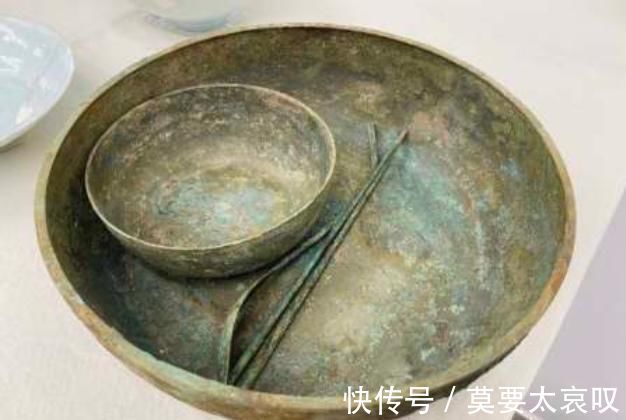 尊卑&假如周天子邀请你参加宴会,先别高兴,你可能连筷子都用错地方了