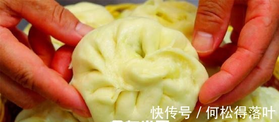 粉条放锅里一炸,没想到做素包子这么好吃,一周三次吃不腻!
